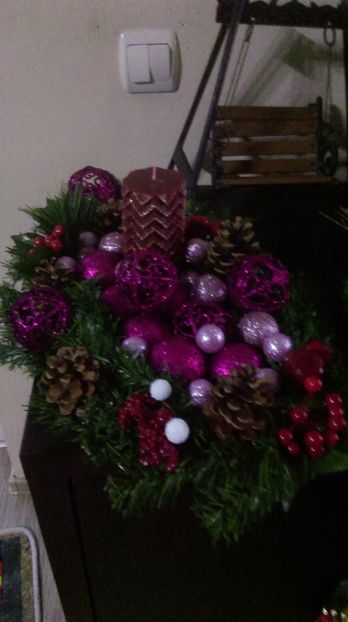  - DECORAȚIUNI DE CRACIUN