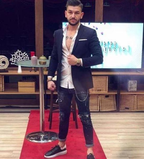  - crushii regii printii mei