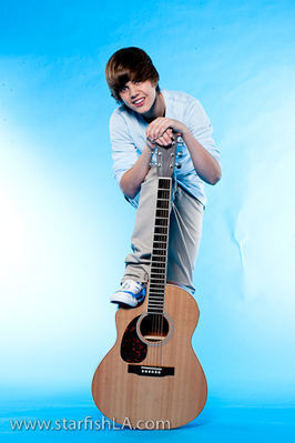 ~~ JusStiN BieEbEr ~~ - o_JuStiN phOtOshOoT 20_o