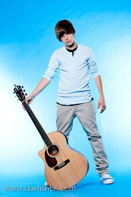 ~~ JusStiN BieEbEr ~~ - o_JuStiN phOtOshOoT 20_o