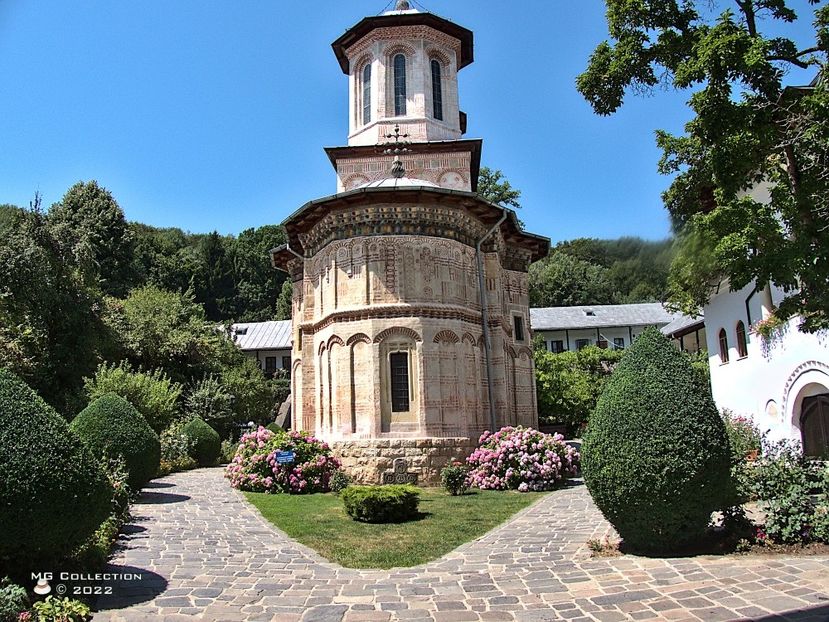 Manastirea dintr-un Lemn1,Valcea - LOCURI DIN ROMANIA - PLACES FROM ROMANIA