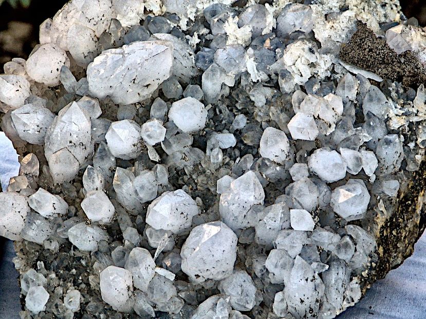 Crystals rock 2 - PIETRE-CRISTALE - STONES-CRYSTALS