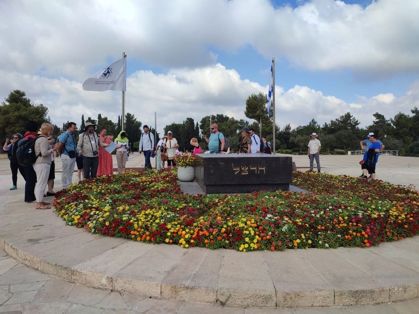 de928de4-7dd9-408a-a462-933711e98d31 - 2022 - Ierusalim - Yad Vashem - album 4