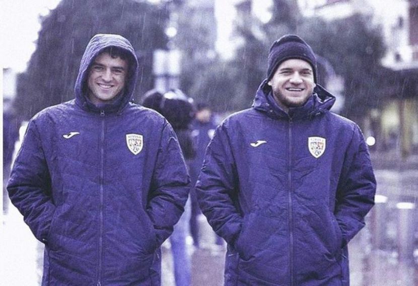 113141185_REZRHLJ3-1 - guapos lindos