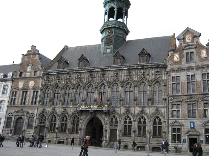 Mons - Primaria - Belgia