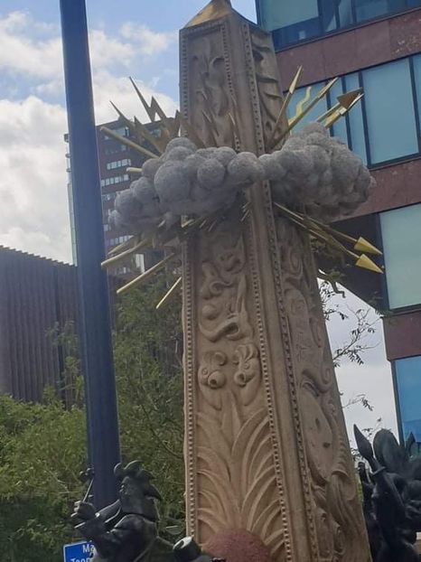 received_2062587073934090 - Belgia tati