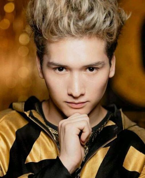 114212812_JRLIFHE-1 - my stars