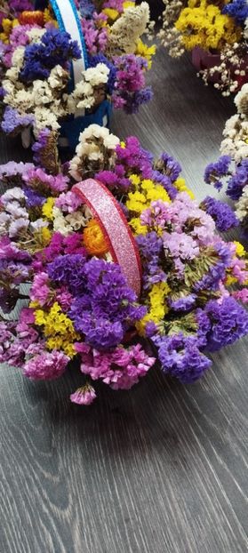 - Ornamente din flori uscate naturale 2022
