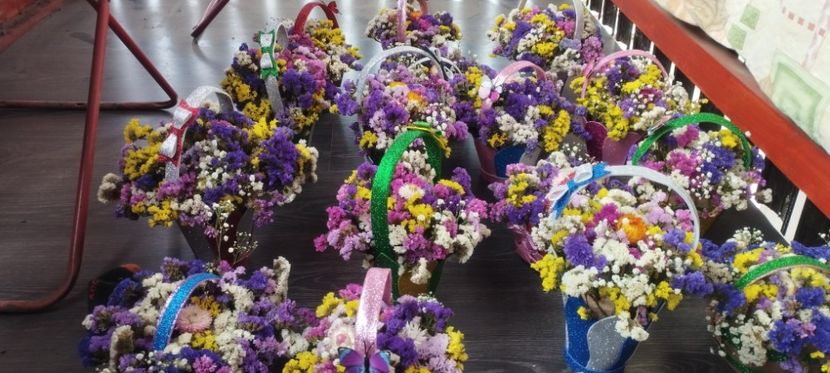  - Ornamente din flori uscate naturale 2022