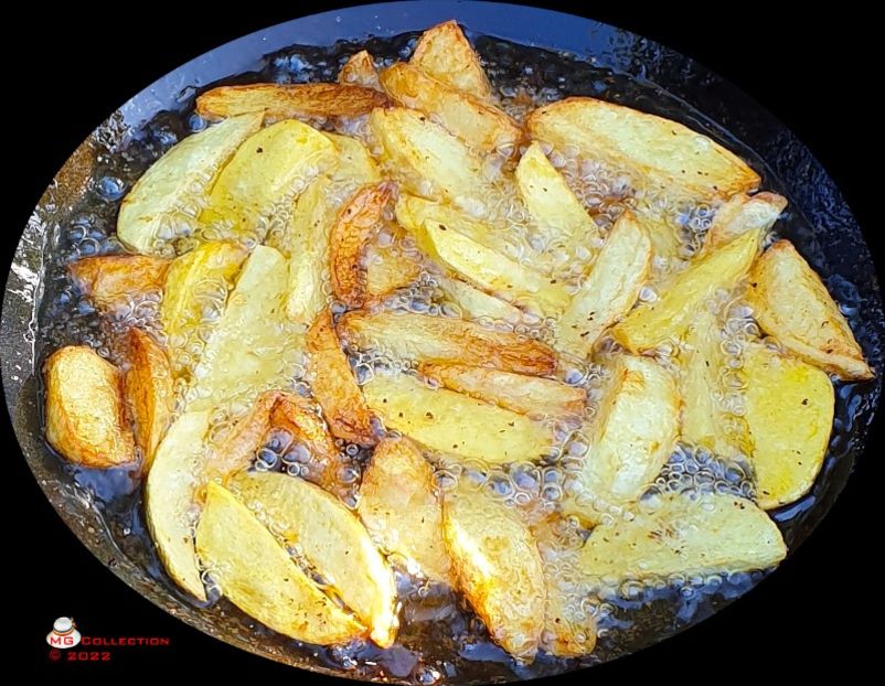 w-Cartofi prajiti-French Fries 2 - MANCARE-BAUTURI - FOOD-DRINKS