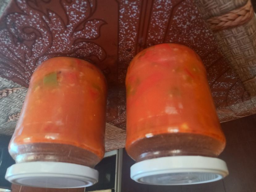 ardei kapia in sos de bulion  pentru iarna - Retete 2