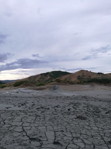  - 2022 ansamblul Alunis vulcanii Noroiosi Trovantii Buzau