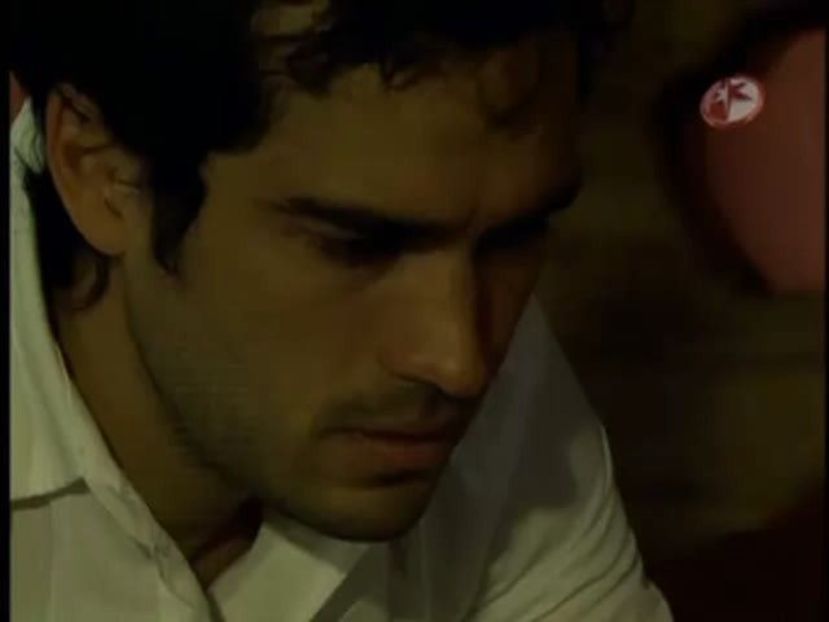 15218291_UYRIEJOFR - angels or devils