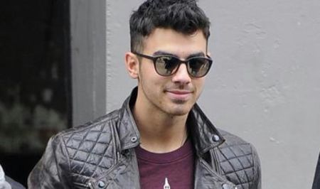 77605605_RRTSAKY3-1 - evil