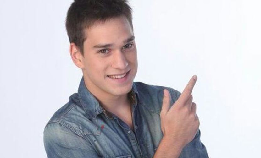 83914375_NWSHRWK-1 - clock