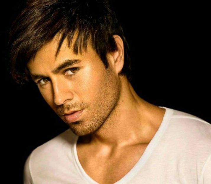 98755362_GAHLBGY-1 - clock