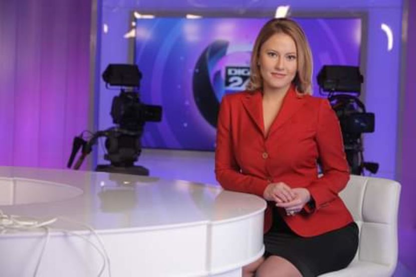 461066_430203403665549_1664682366_o - prezentatori prezentatoare adorate preferate placute