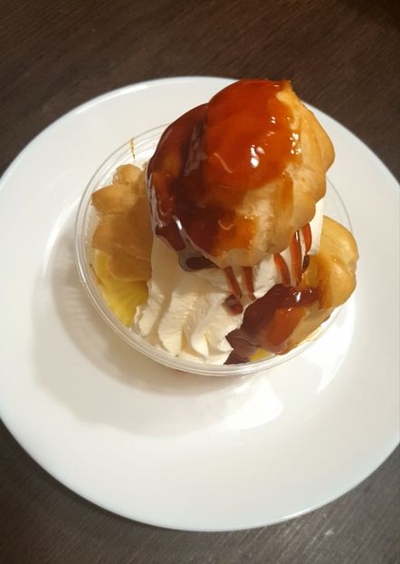  - Profiterol