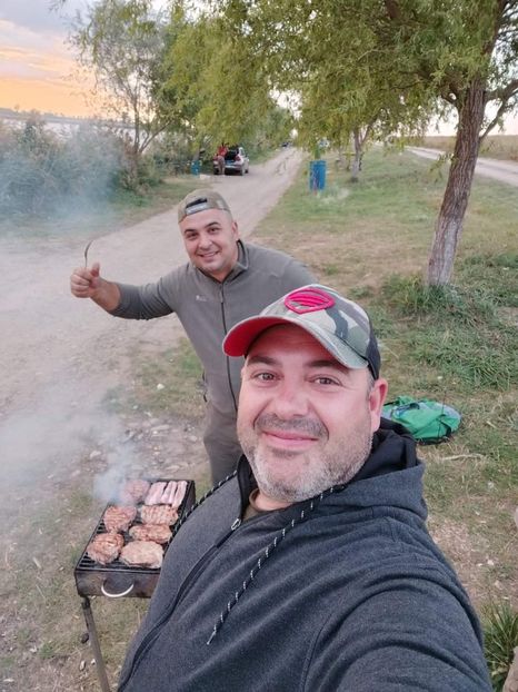  - EU SI PRIETENII MEI