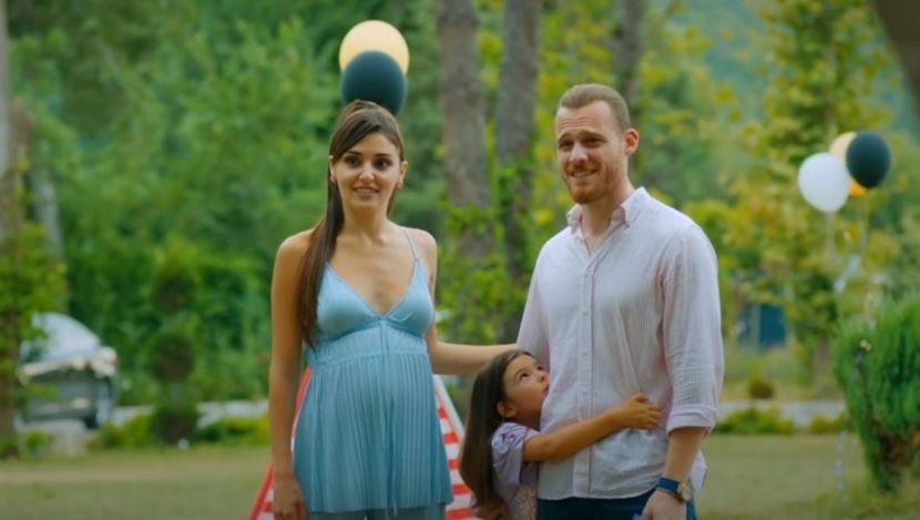 Eda, Kiraz, Serkan - Sen cal kapimi