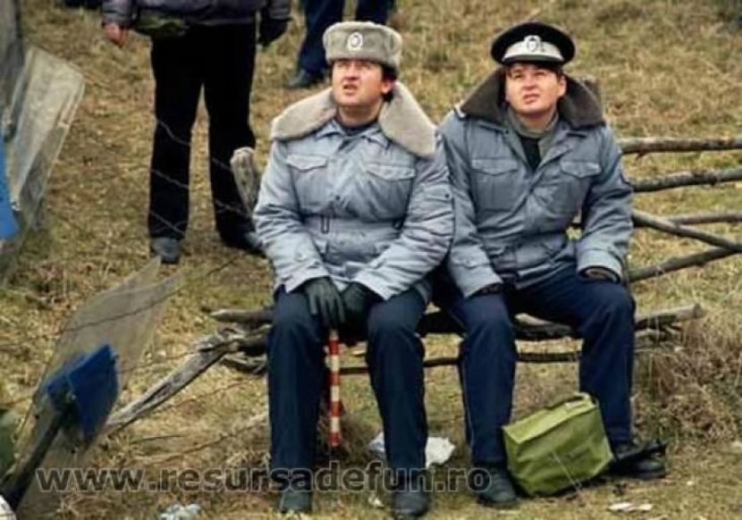 NACYRKHXDADLQQZRYUQ - clock