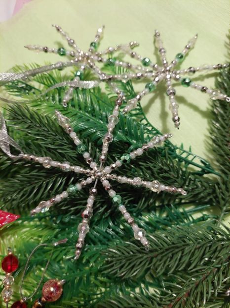 Stelute decor brad - Decor pentru bradul de Craciun