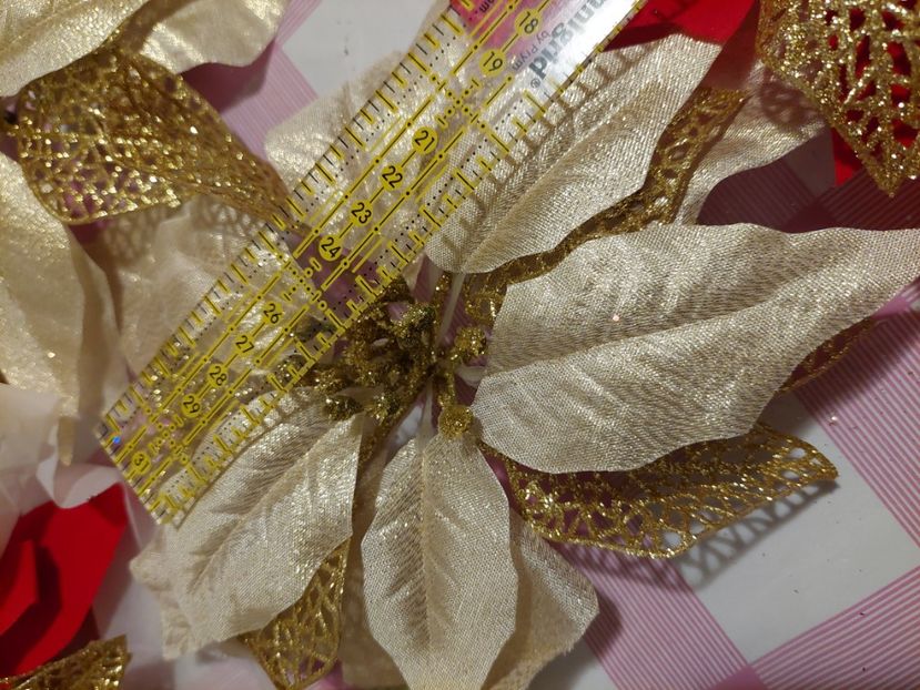 Floarea Craciunului 23cm - Decor pentru bradul de Craciun