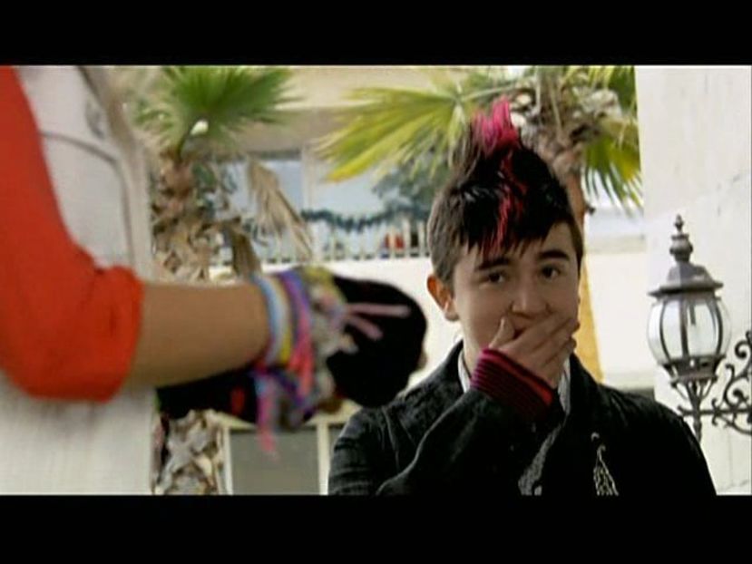 44804339_QAZZAIKTD - pictures