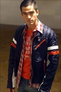 41664603_MUOMVEKTY - poze