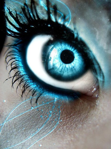  - - A - Annyeonghaseyo !