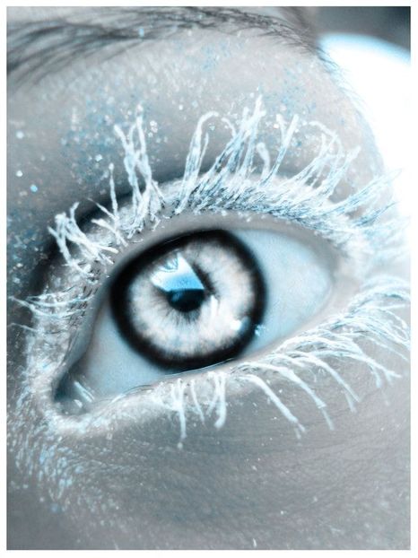  - - A - Annyeonghaseyo !