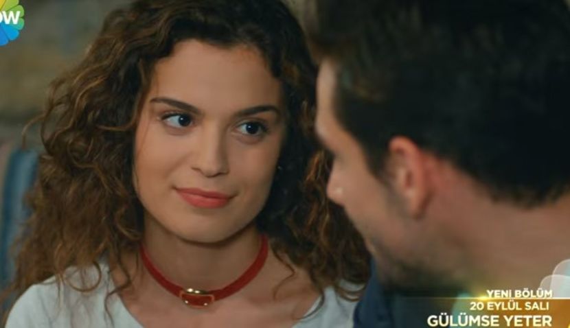 Yasemin ve Sarp - Gulumse yeter