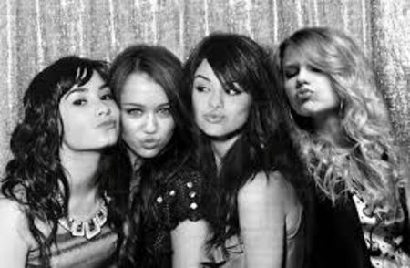 images-9 - rebela rebelde rbd