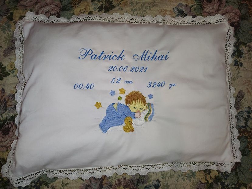  - Personalizare prin broderie