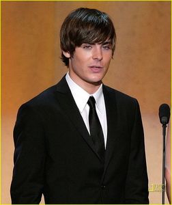 10407697_SIBXLKRNL - bebelus