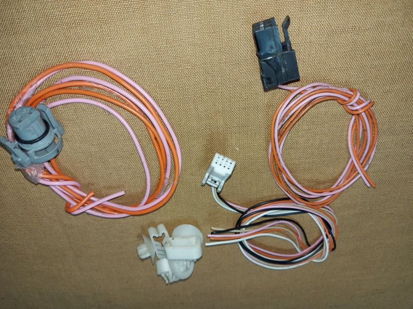 b (34) - Diverse cabluri auto
