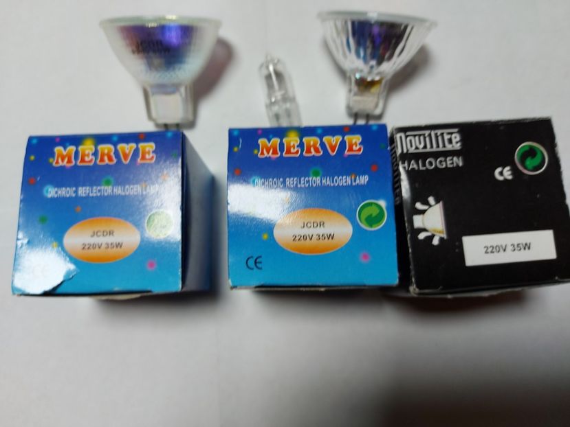 2 (8) - Becuri led si halogen