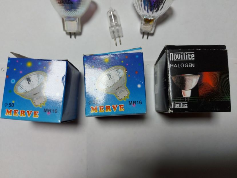 2 (10) - Becuri led si halogen