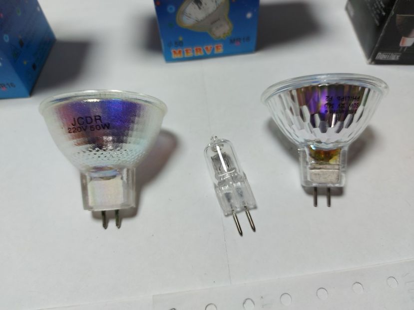 3 (4) - Becuri led si halogen