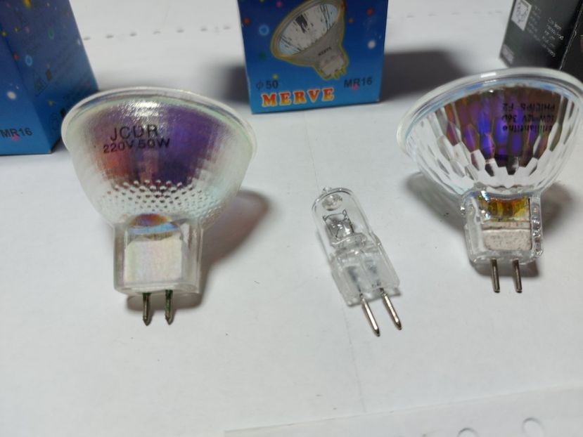 3 (5) - Becuri led si halogen