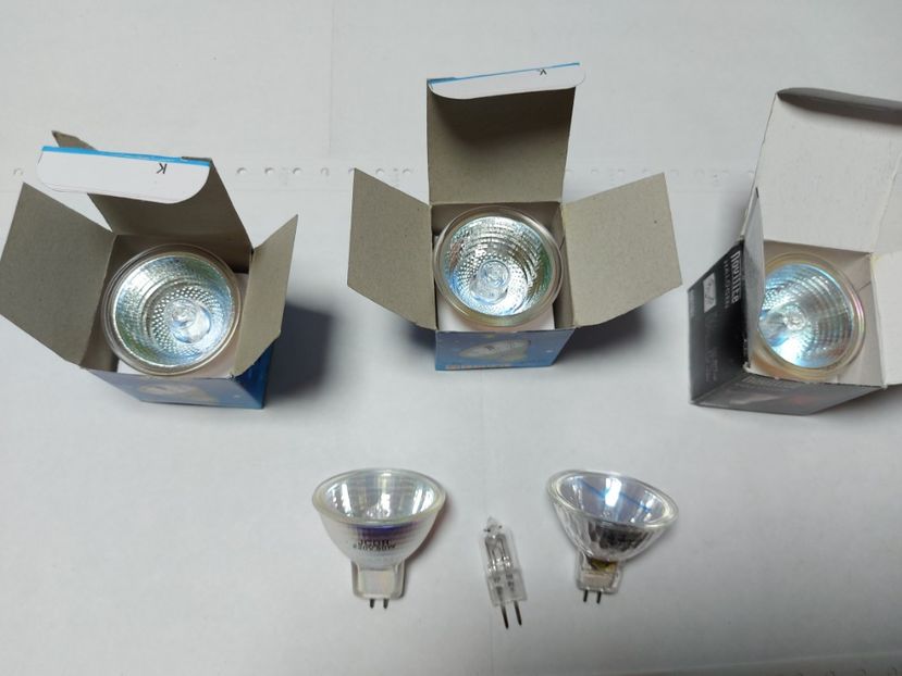 3 (7) - Becuri led si halogen