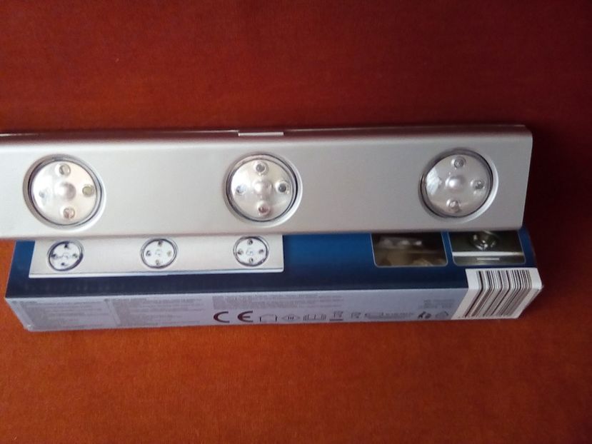 Aplica led (1) - Lampa led mont mobilier