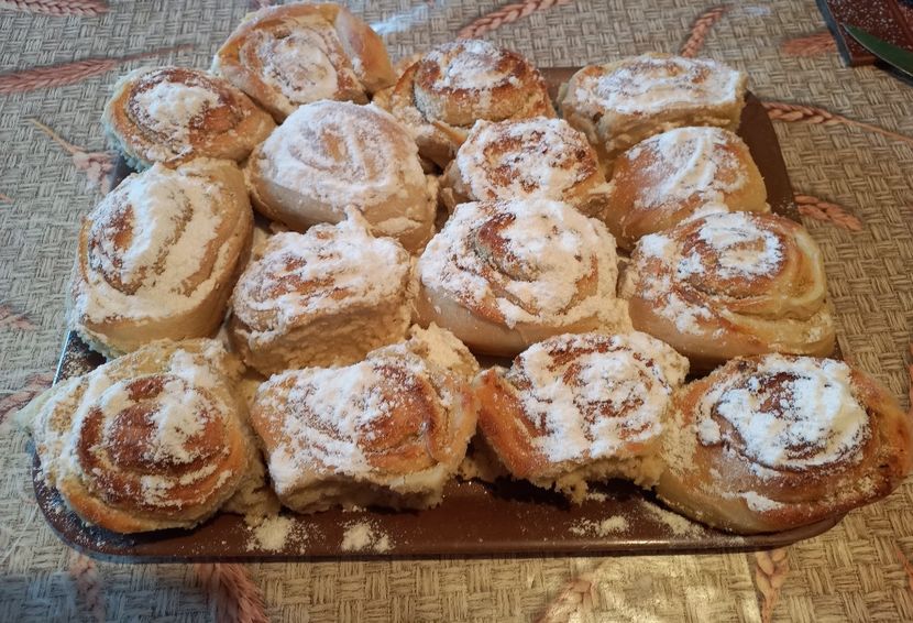 cuib de viespe  cu halva, nuca de cocos si miere, de post - Retete 2