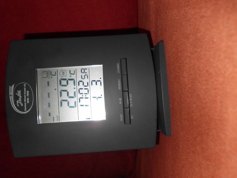 Ceas data si temp (1) - Ceas afisaj 1