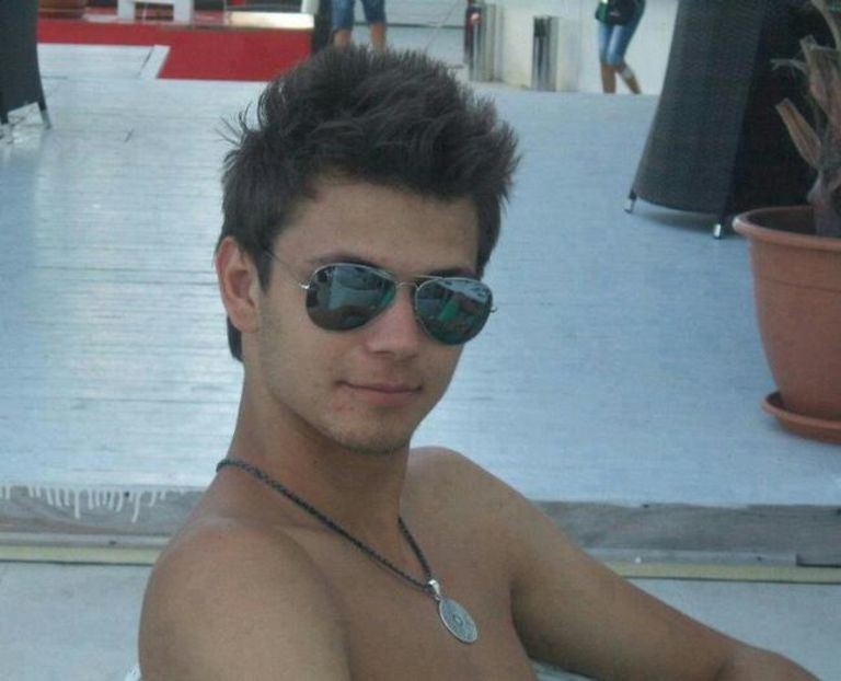 84012412_FFCAOXG3-1 - fire