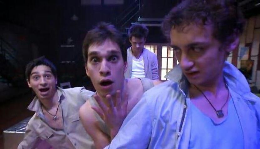 85078988_UTWOWJC3-1 - sexy