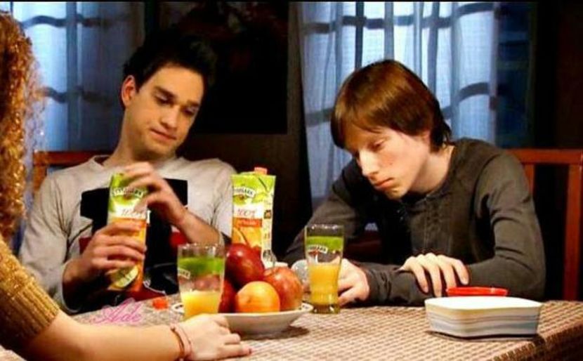 85078871_DEHFUYG3-1 - vibes