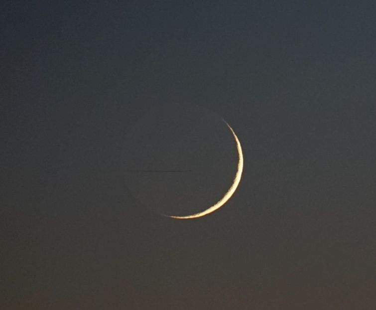 Luna noua in Sagetator - Luna - Soarele si norii - 3