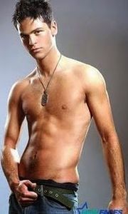 98716701_IWEOYRC - peace