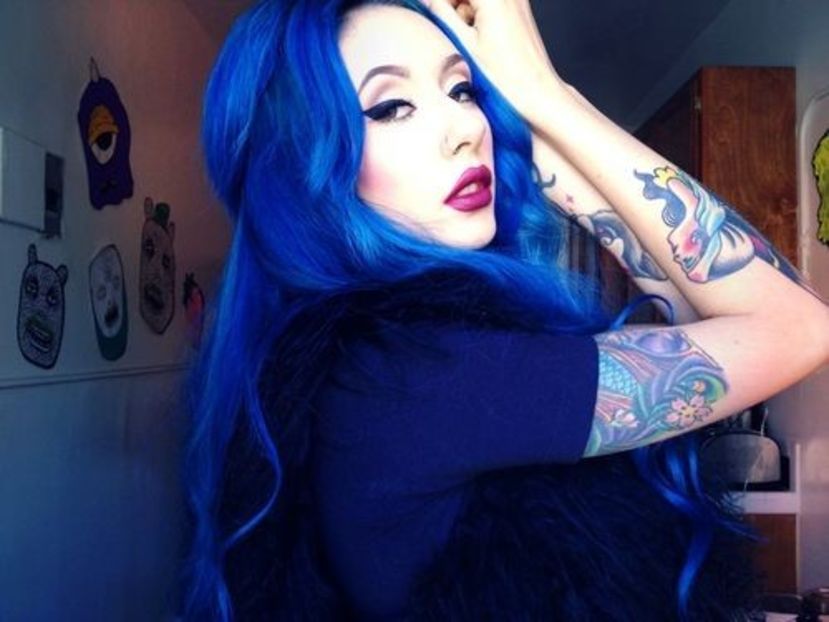 D ay •51• - You can confuse me if you want but i know myself